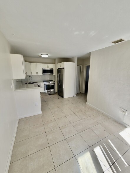 Building Photo - 22200 SW 116th Ave