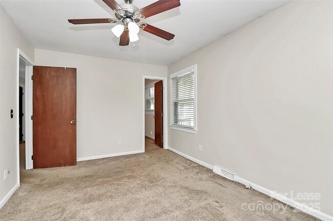 Building Photo - 5629 Kuykendall Rd
