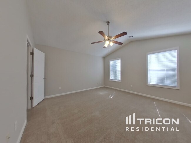 Building Photo - 1459 Chaseway Cir