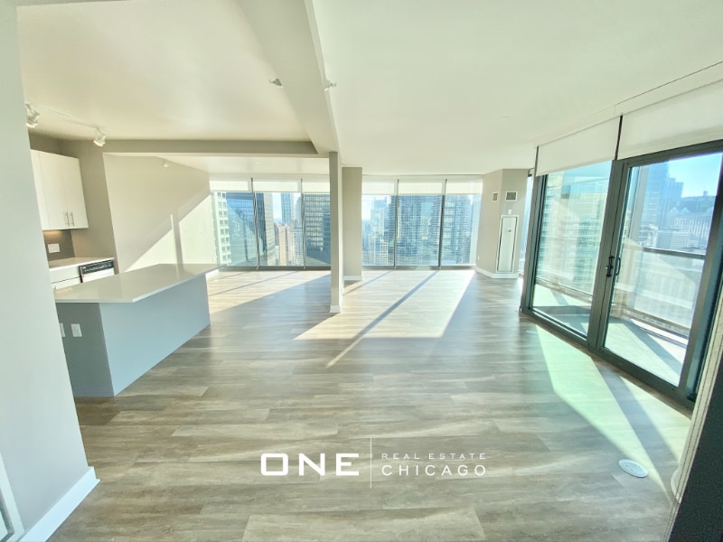 Building Photo - 501 N State St