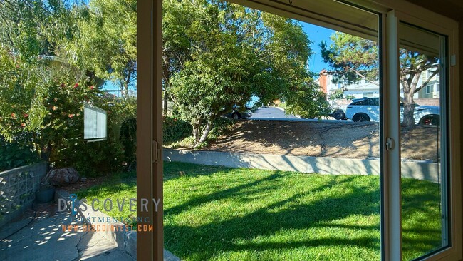 Building Photo - El Cerrito Contemporary Mid-Century 3 Bedr...