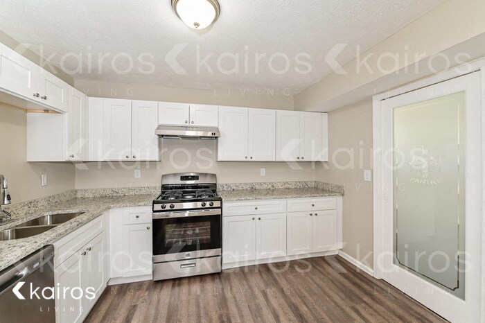 Building Photo - 4631 Cedar Brook Dr SE