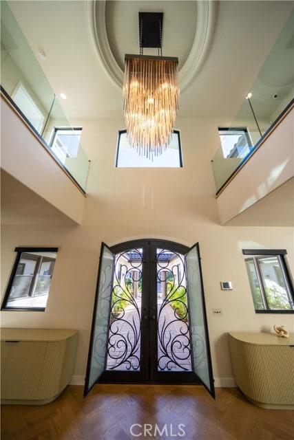 Building Photo - 17437 Oak Creek Ct