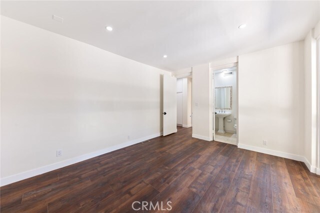 Building Photo - 540 Haverstock Rd