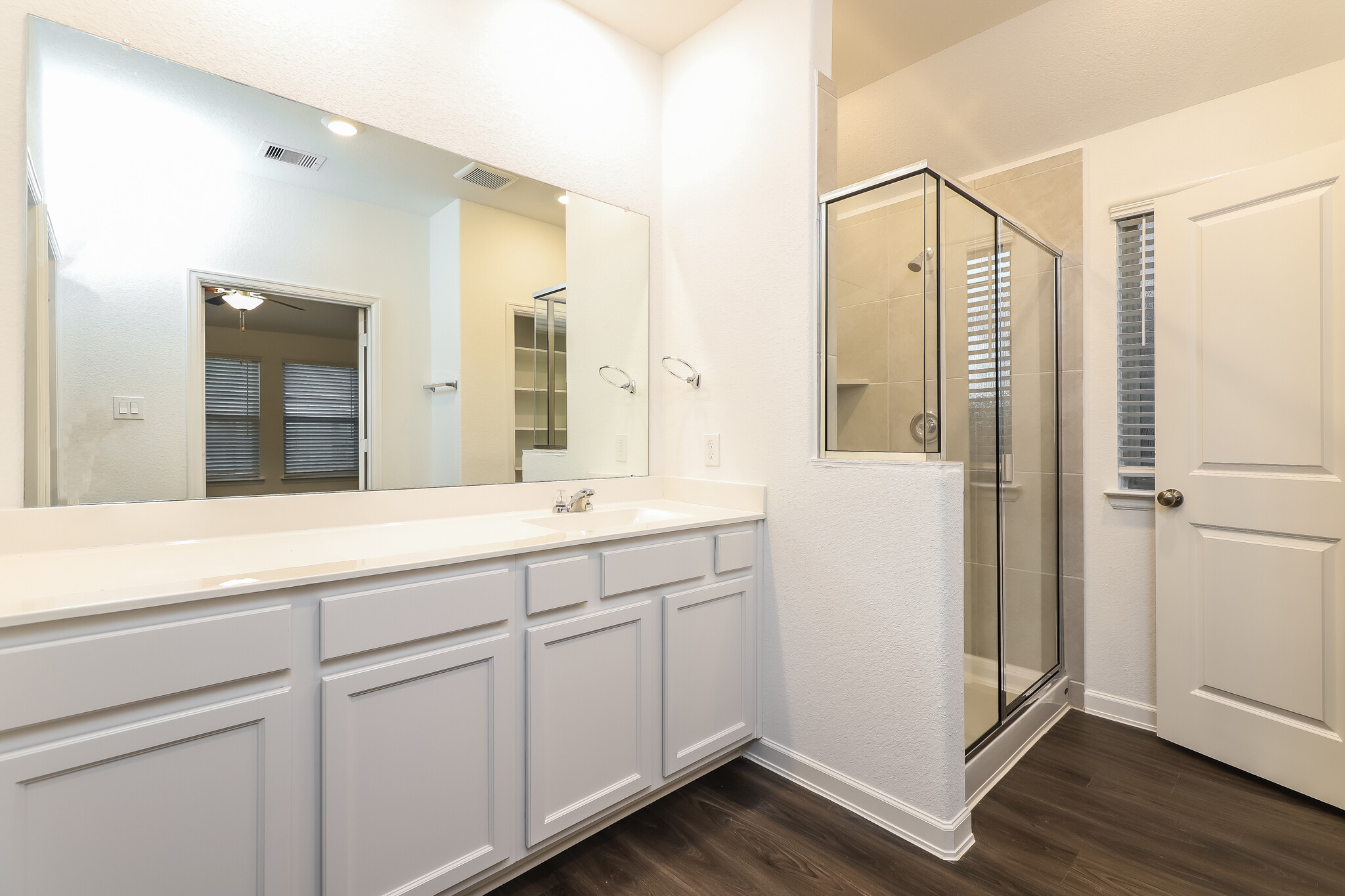 Building Photo - 5434 Tourmaline Wy