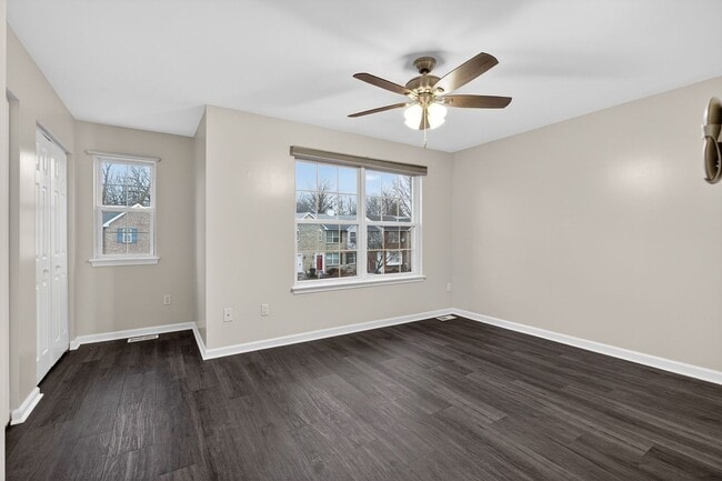 Building Photo - Move-In Ready 3BR Townhome – Deck, Yard & Finished Basement *OPEN HOUSE 3/14/26 1PM-3PM *