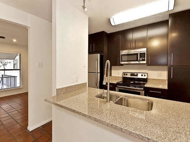Building Photo - 5909 Birchbrook Dr