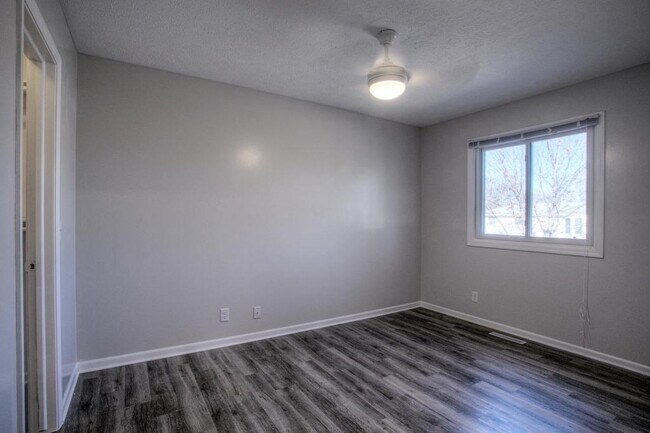Building Photo - 3403 Henery Rd