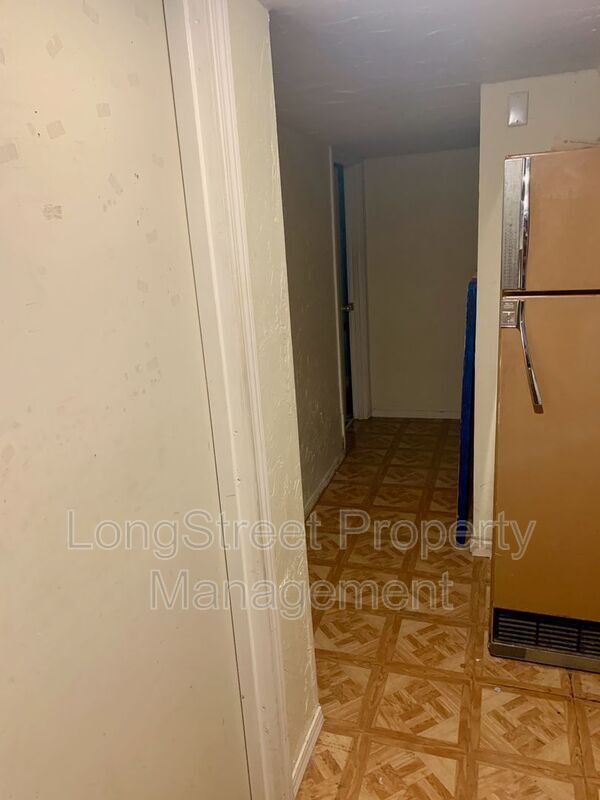 Building Photo - 227 NW 23rd St