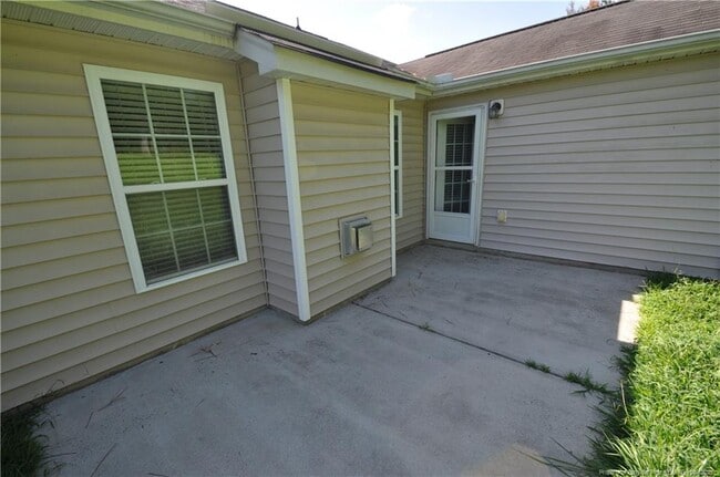 Building Photo - 1048 Dexter Ridge Dr