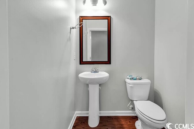 Building Photo - 4462 Marshwood Dr