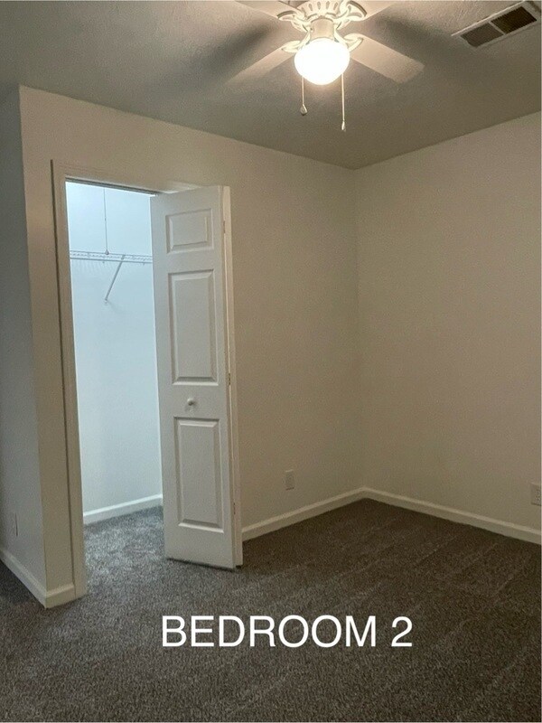 Building Photo - 231 E 13th St