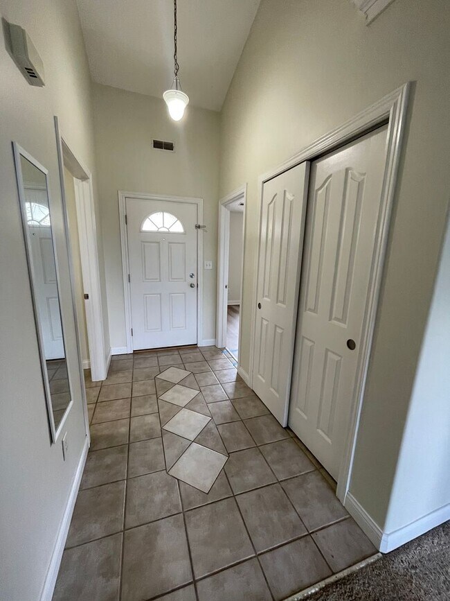Building Photo - Three Bedroom Single Family Home - West La...