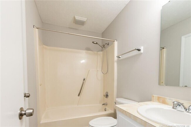 Building Photo - 816 Rumford Pl