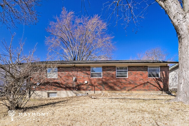 Building Photo - 1814 Millshire Dr