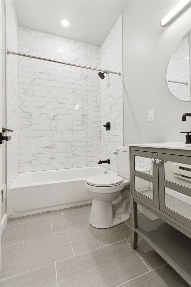 Building Photo - 316 S 52nd St