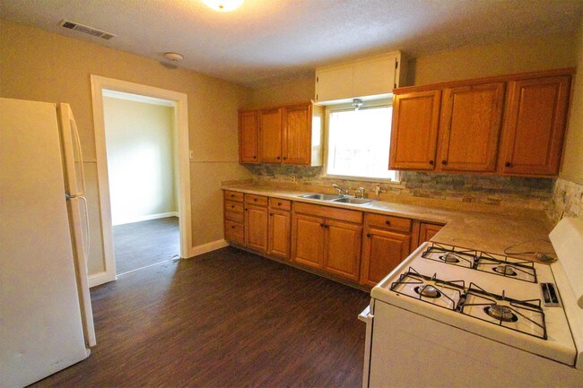 Building Photo - 809 N 45th St