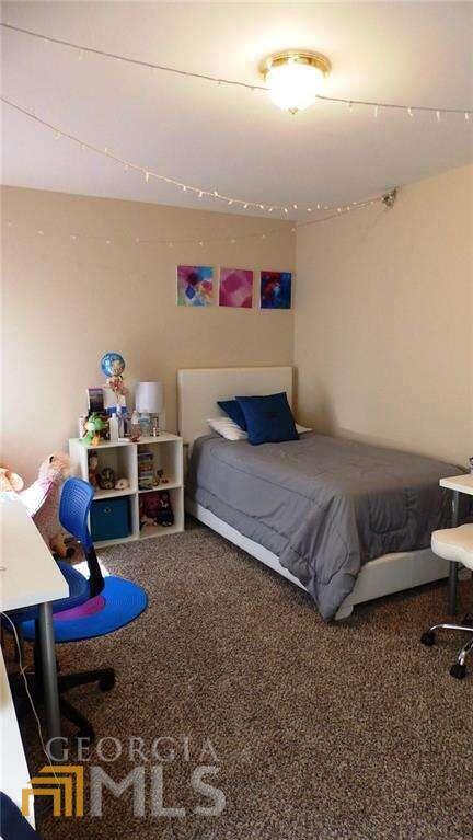 Building Photo - 2544 Niblick Way