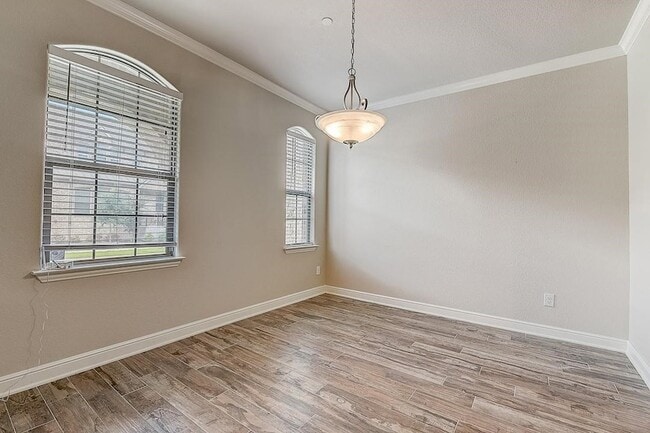 Building Photo - 2518 Adam Ln