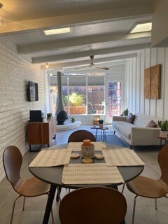 Primary Photo - 3036 N 32nd St