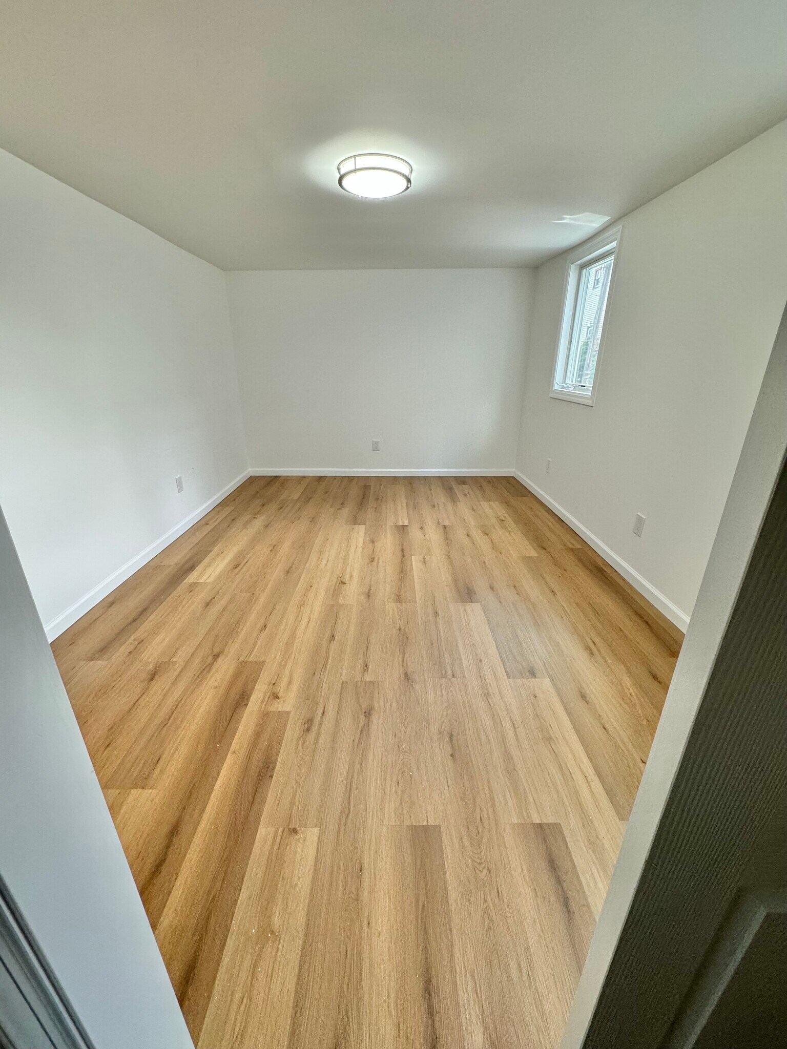 Building Photo - 36 Orchard St