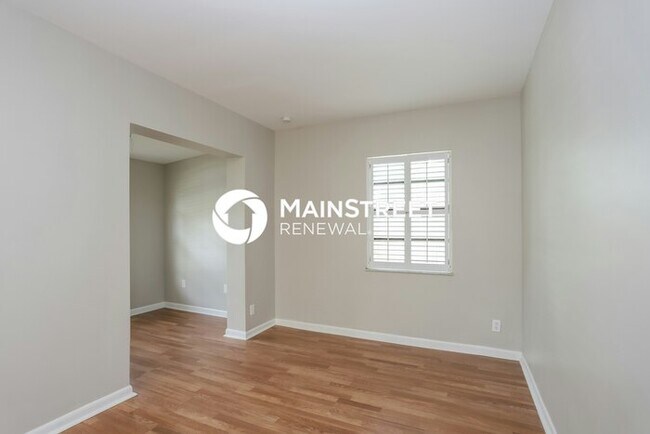 Building Photo - 3 Bedroom Pet-Friendly Home in TAMPA, FL w...