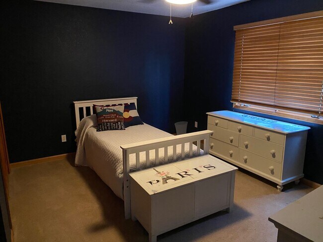 Building Photo - Beautiful Estate in South Fort Collins