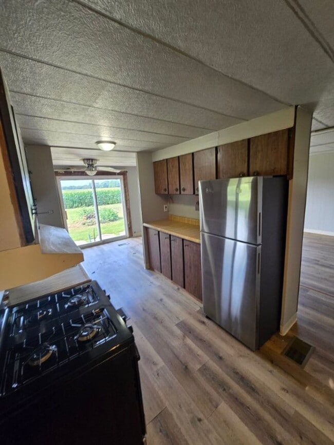 Building Photo - 2 Bed 2 Bath Home For Rent in Middletown, MO!