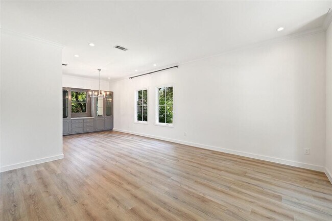 Building Photo - 5700 Carry Back Ln