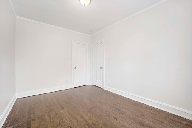 Building Photo - 4406 W Altgeld St