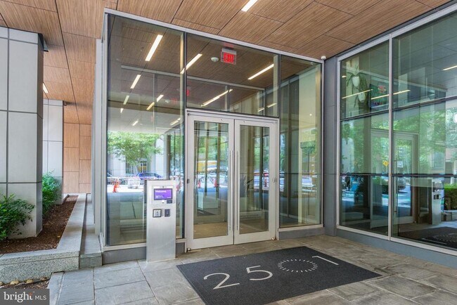 Building Photo - 2501 M St NW