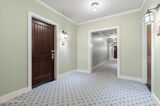 Building Photo - 945 Registry Blvd