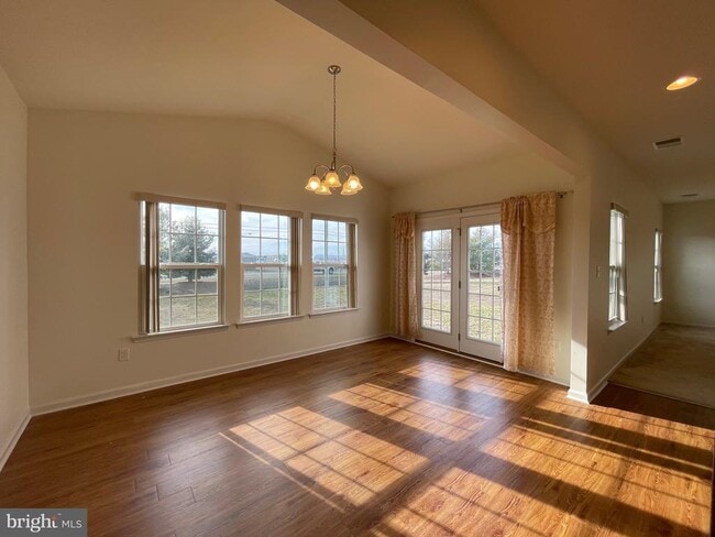 Building Photo - 103 Alexandreas Ct