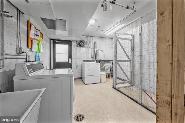 Building Photo - 10444 Rockville Pike