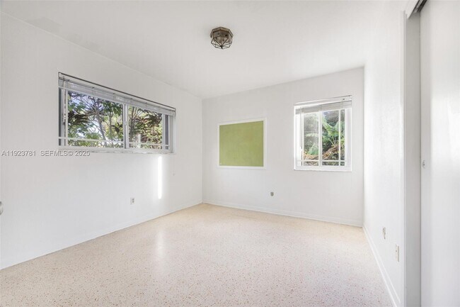 Building Photo - 9340 SW 174th St