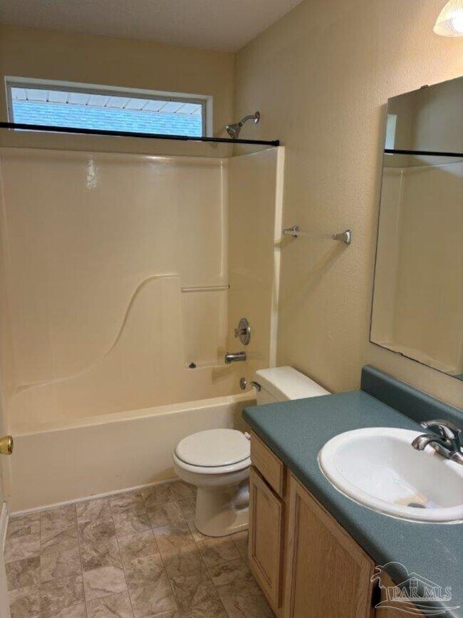 Building Photo - 1841 Southbay Dr