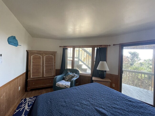 Building Photo - 42091 Dune Wy