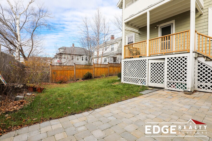 Building Photo - 31 Benjamin Rd