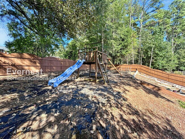 Building Photo - 1731 Holcomb Lake Rd