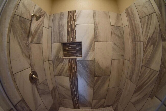 Building Photo - 3303 Elija St