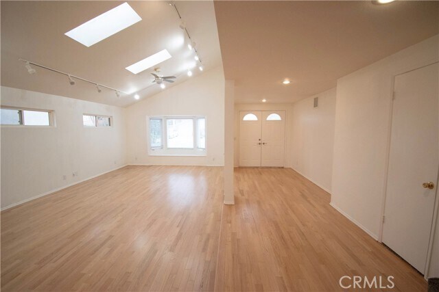 Building Photo - 3117 S Linda Way