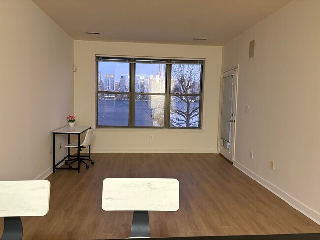 Building Photo - 24 Ave at Port Imperial