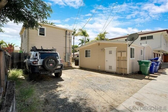 Building Photo - 4618 Marlborough Dr