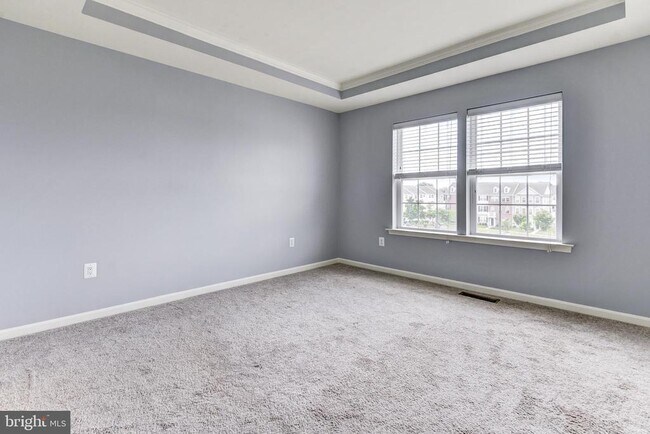 Building Photo - 44104 Turf Field Square