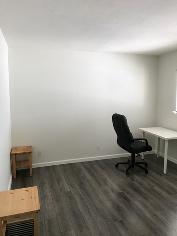 2nd bedroom - 440 Veteran Ave