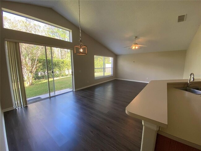 Building Photo - 13833 Riverpath Grove Dr