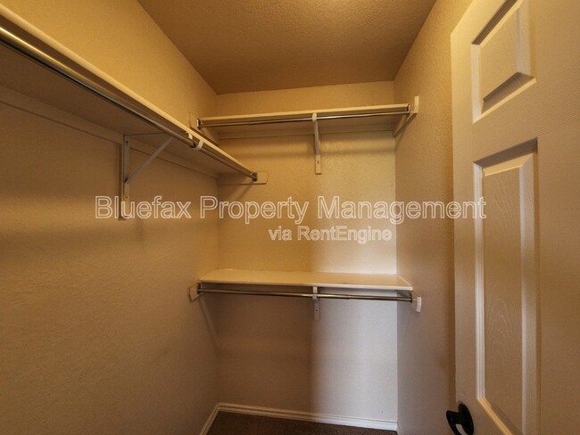 Building Photo - 11423 Sea Gull Ct