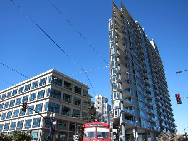 Building Exterior - 1080 Park Blvd