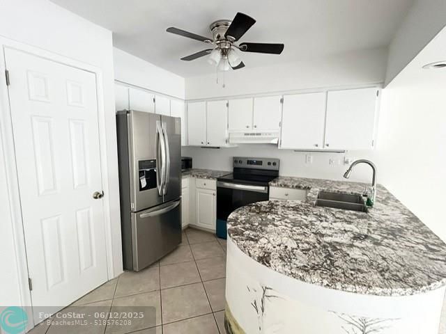 Building Photo - 1105 SW 12th Ct