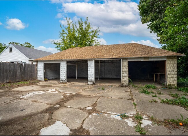 Building Photo - 1044 Muskegon Ave NW